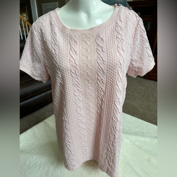 LANDS END. Short sleeve top. - Picture 1 of 5